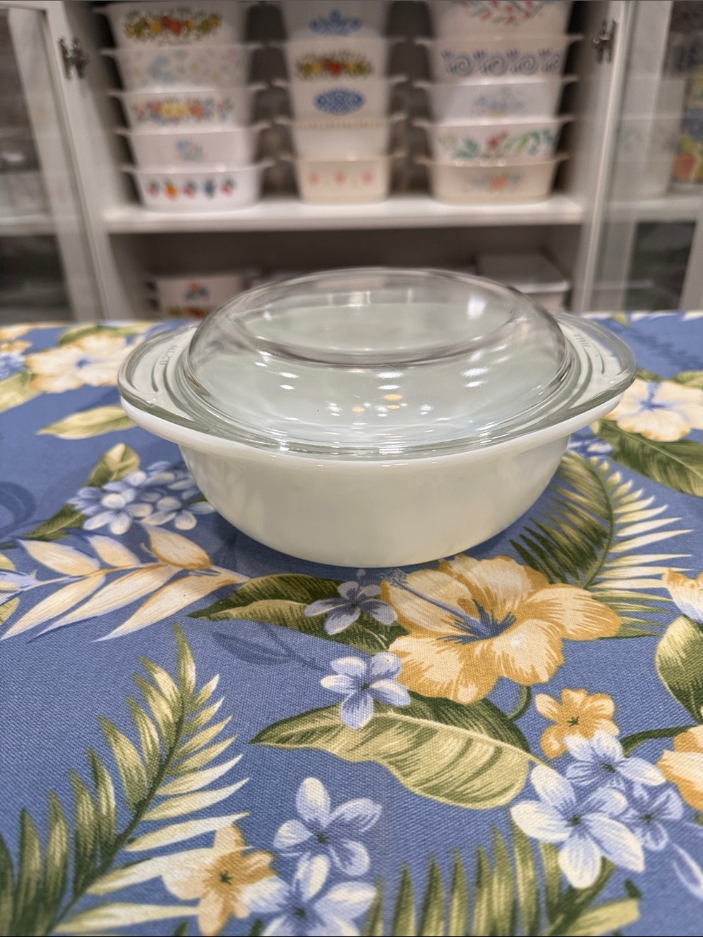 Pyrex White Milk Glass Baking Dish Lid 022         1 Liter